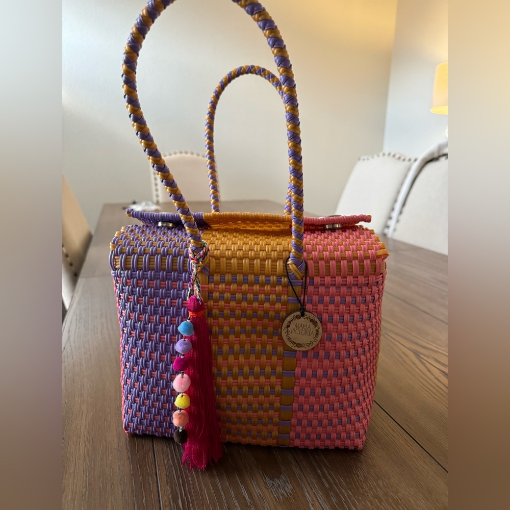 Maria Victoria basket weave mini tote